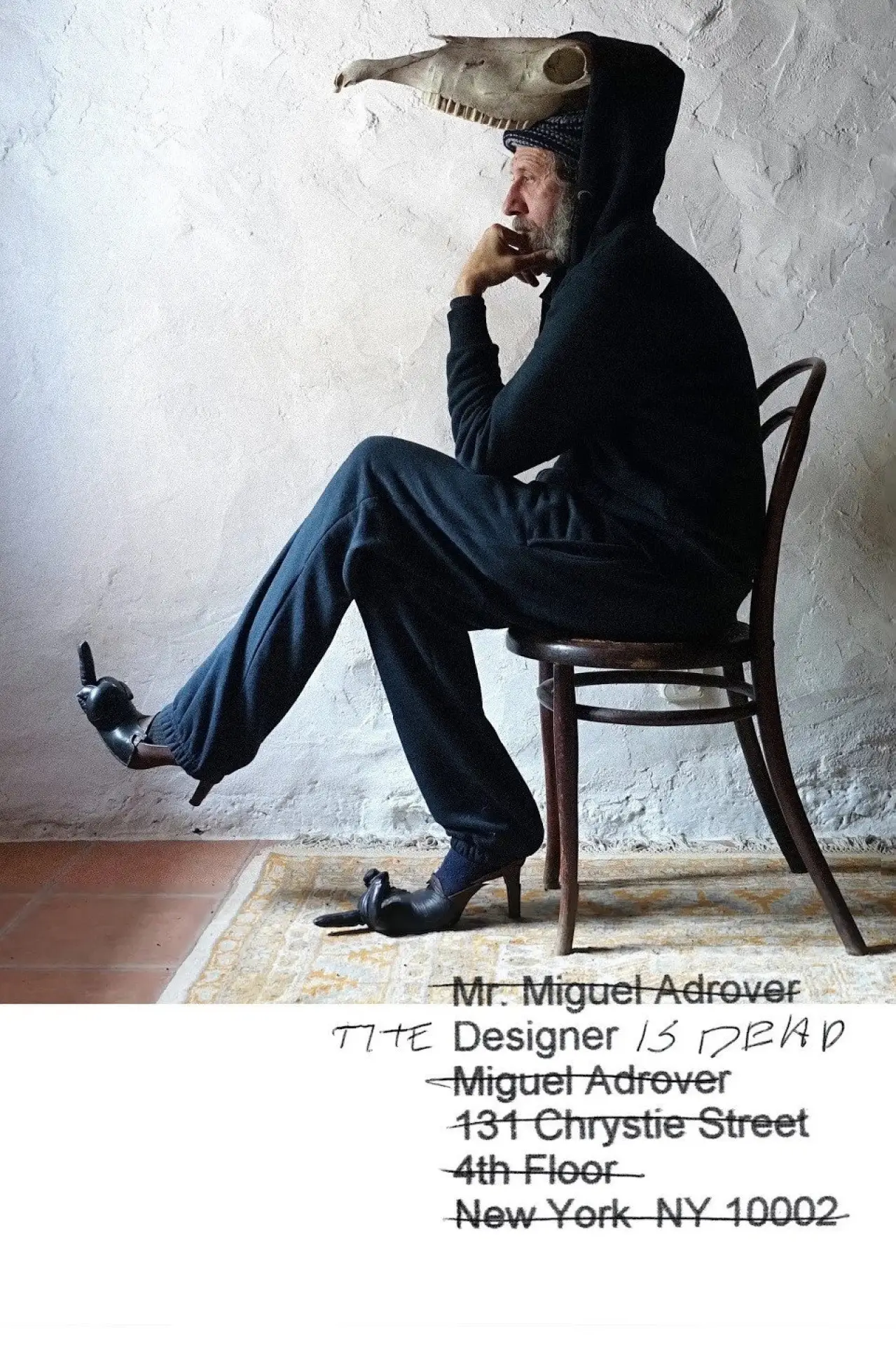 Movie poster "The Designer is Dead"