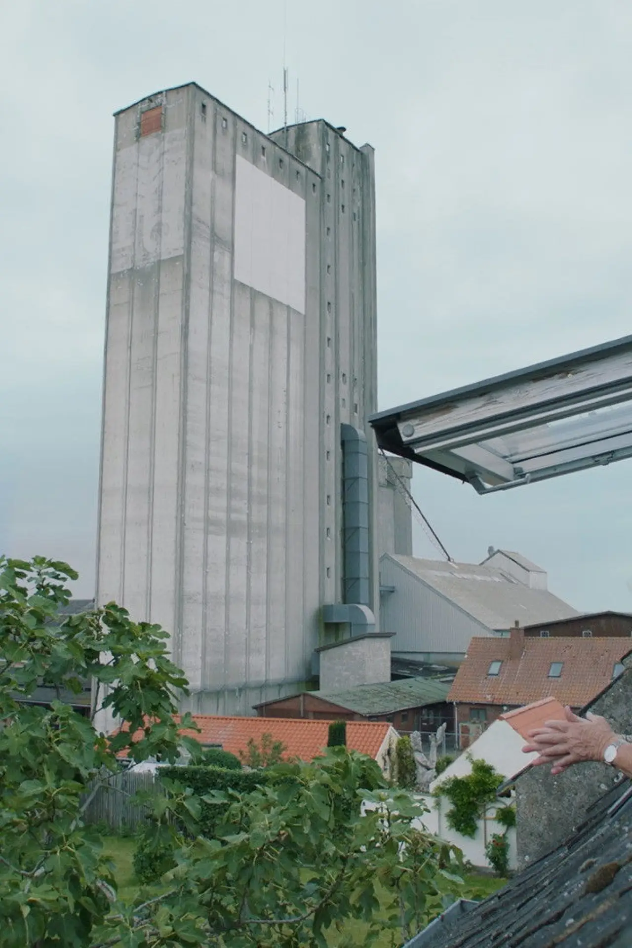 Movie poster "The Silo and Us"