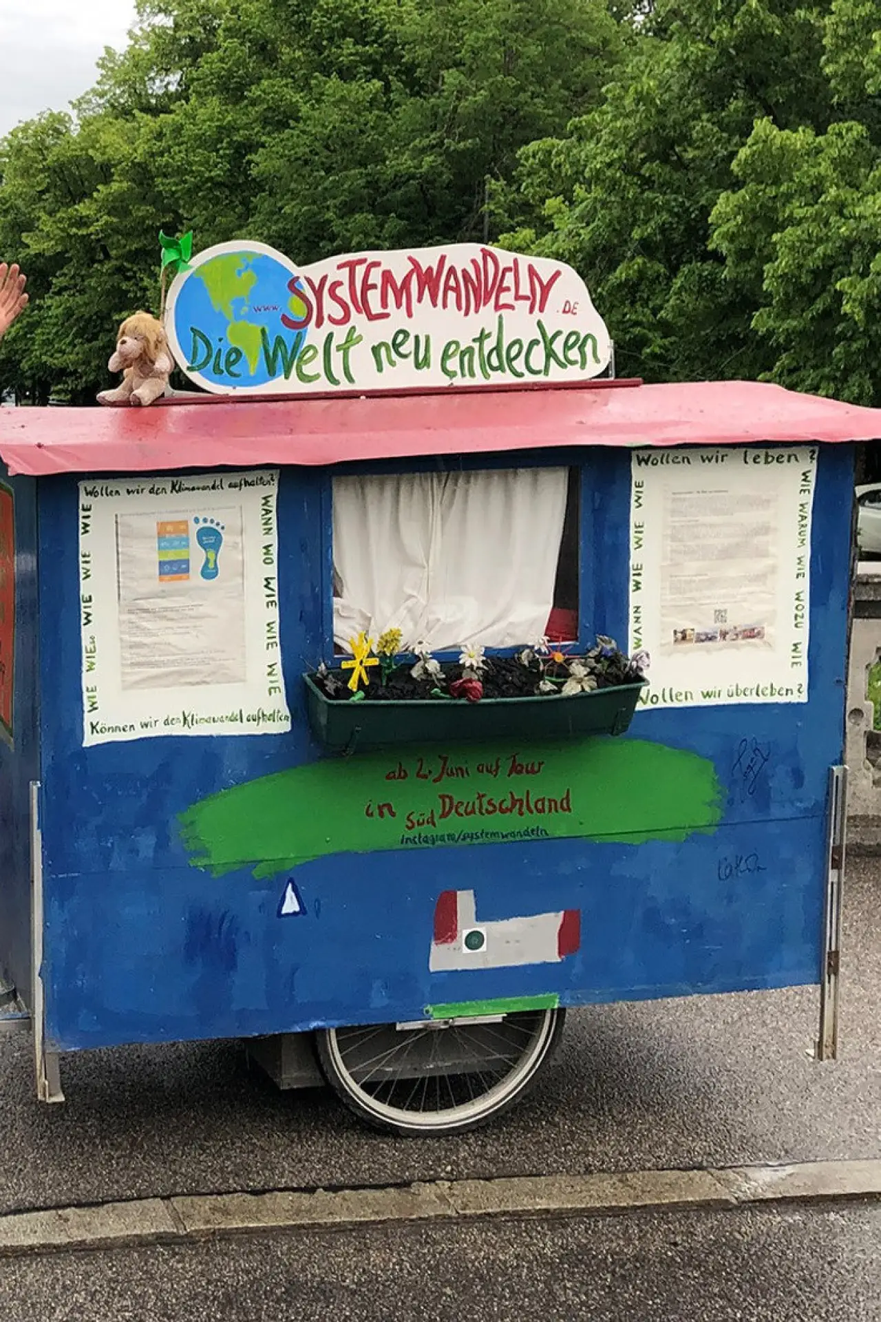 Movie poster "Systemwandeln - Die Welt neu entdecken"