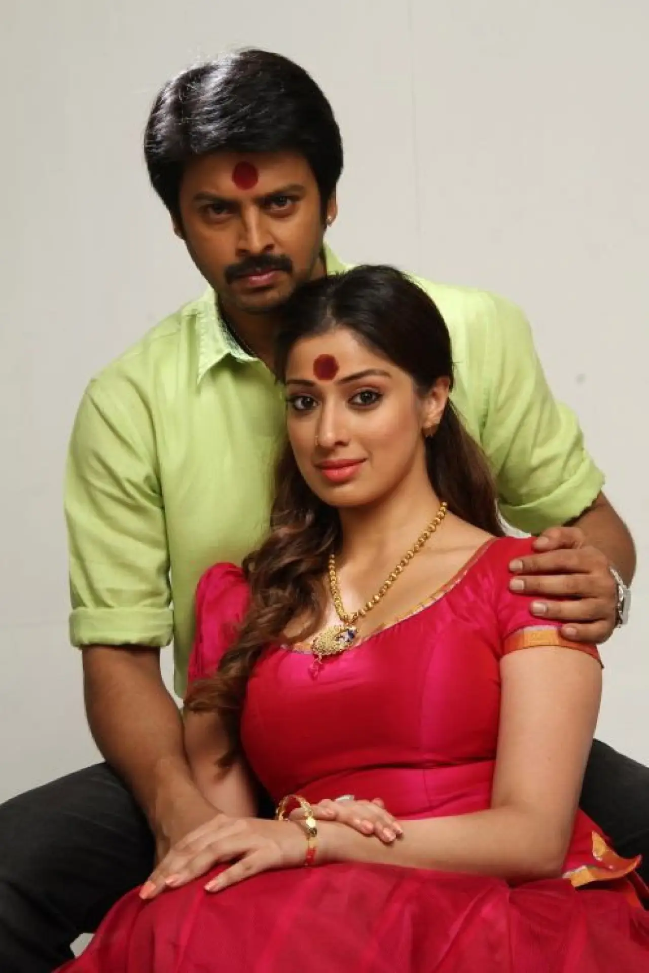 Movie poster "Sowkarpettai"
