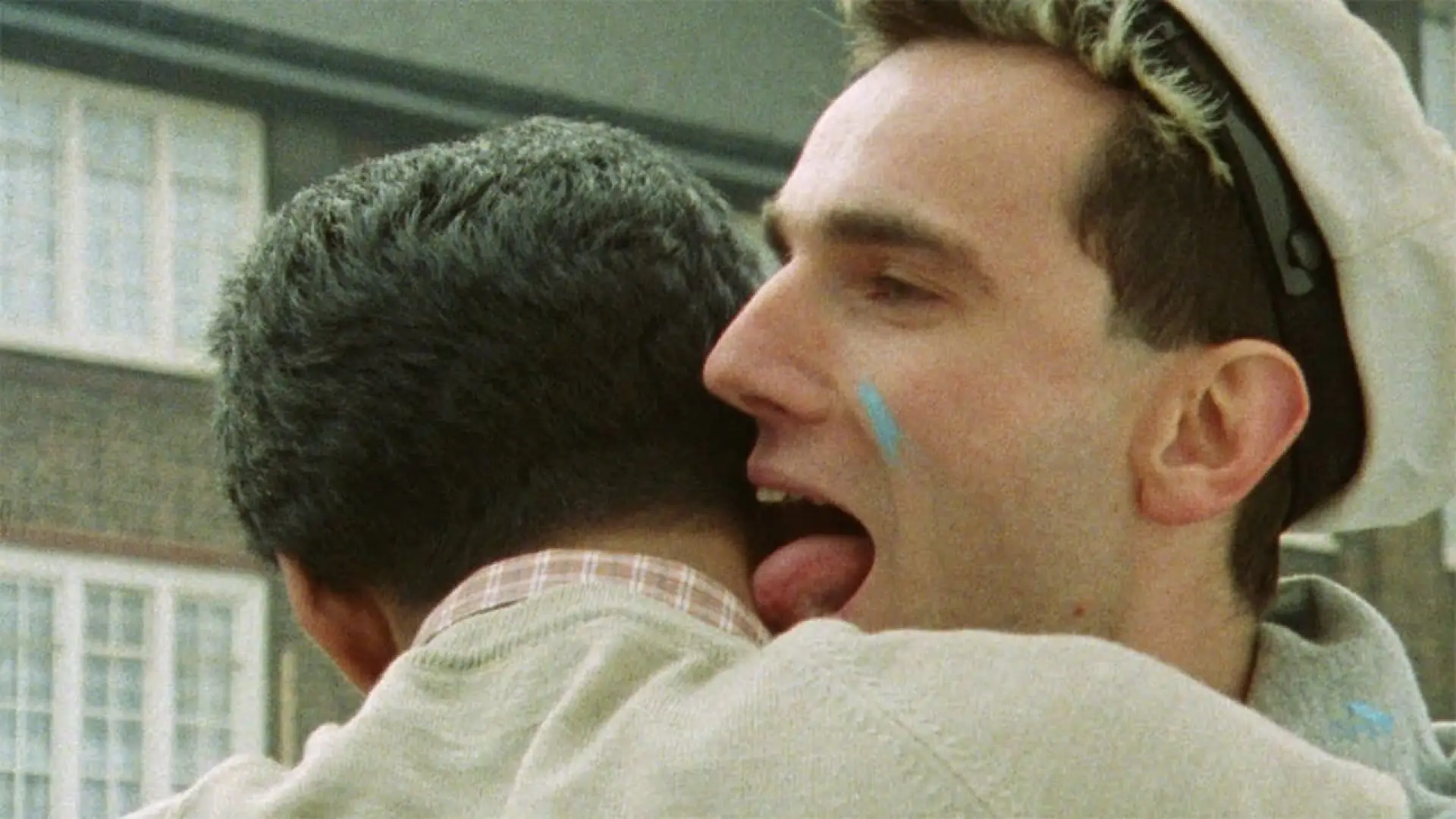 Video for the film My Beautiful Laundrette — My Beautiful Laundrette (1985) ORIGINAL TRAILER [HD]