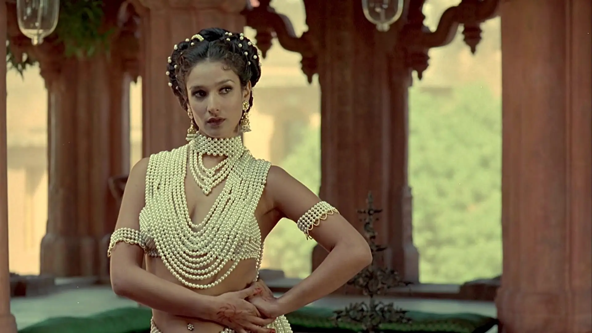 Video for the film Kama Sutra: A Tale of Love — Kamasutra A Tale of Love | Trailer | Rekha | Indira Varma | Naveen Andrews