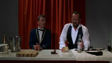 Backdrop to the movie "Four Rooms" #727059