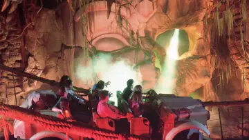 Backdrop to the movie "Indiana Jones and the Temple of Doom" #587843