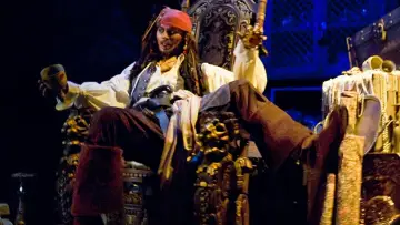 Backdrop to the movie "Pirates of the Caribbean: The Curse of the Black Pearl" #551093