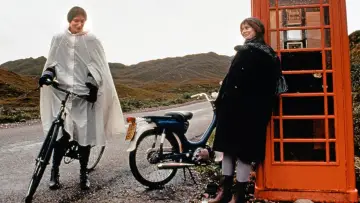 Backdrop to the movie "Breaking the Waves" #906955