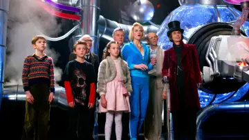 Backdrop to the movie "Charlie and the Chocolate Factory" #833396