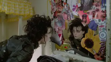 Backdrop to the movie "Edward Scissorhands" #619835