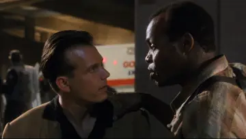 Backdrop to the movie "Predator 2" #784902