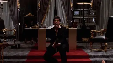 Backdrop to the movie "Scarface" #556278