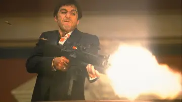 Backdrop to the movie "Scarface" #926925