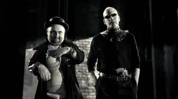 Backdrop to the movie "Sin City" #1216443