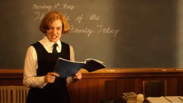 Backdrop to the movie "Heavenly Creatures" #882747
