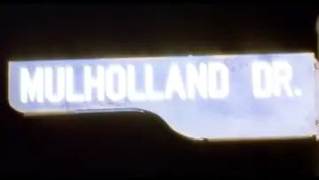 Backdrop to the movie "Mulholland Drive" #608680