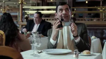 Backdrop to the movie "Mr. Bean