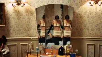 Backdrop to the movie "The Dreamers" #479633