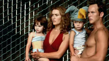 Backdrop to the movie "Little Children" #850803