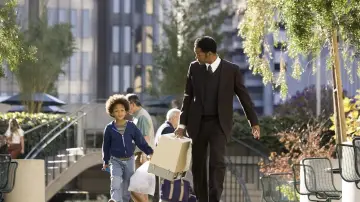 Backdrop to the movie "The Pursuit of Happyness" #609187