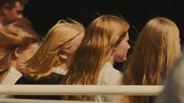 Backdrop to the movie "The Virgin Suicides" #703966