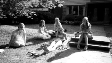 Backdrop to the movie "The Virgin Suicides" #703969