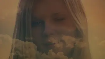 Backdrop to the movie "The Virgin Suicides" #790596