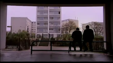 Backdrop to the movie "Games of Love and Chance" #1140789