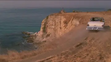 Backdrop to the movie "The Lost Boys" #656342