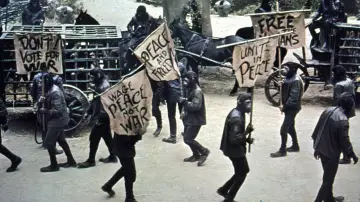 Backdrop to the movie "Beneath the Planet of the Apes" #871292