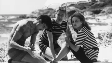 Backdrop to the movie "Jules and Jim" #985792