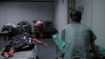 Backdrop to the movie "Re-Animator" #243948
