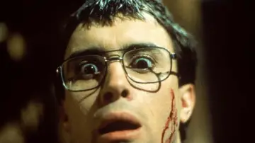 Backdrop to the movie "Re-Animator" #875493
