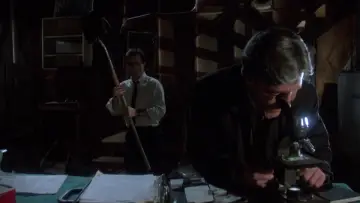 Backdrop to the movie "Re-Animator" #875513