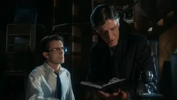 Backdrop to the movie "Re-Animator" #875540