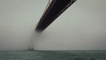 Backdrop to the movie "The Bridge" #1097587