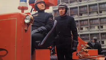 Backdrop to the movie "Fahrenheit 451" #239421