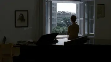 Backdrop to the movie "The Piano Teacher" #701120