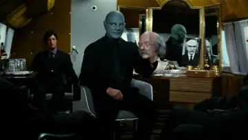 Backdrop to the movie "Fantomas Unleashed" #995385
