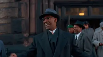 Backdrop to the movie "Malcolm X" #807087