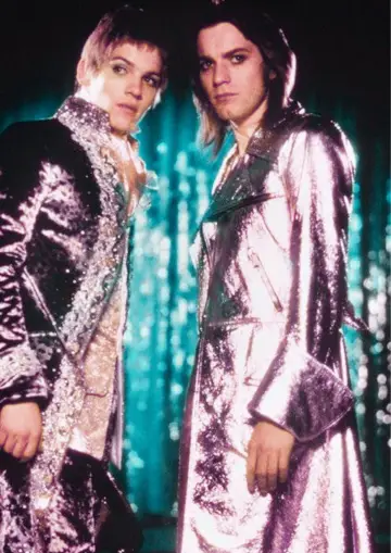 Poster to the movie "Velvet Goldmine" #1202391