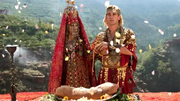 Backdrop to the movie "Alexander" #1530611