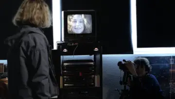 Backdrop to the movie "Benny