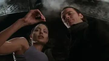 Backdrop to the movie "Lara Croft: Tomb Raider" #652463