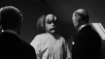 Backdrop to the movie "The Elephant Man" #681241
