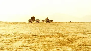 Backdrop to the movie "Traffic" #662407
