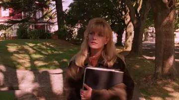Backdrop to the movie "Twin Peaks: Fire Walk with Me" #806856
