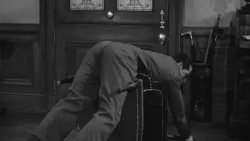 Backdrop to the movie "Arsenic and Old Lace" #985610