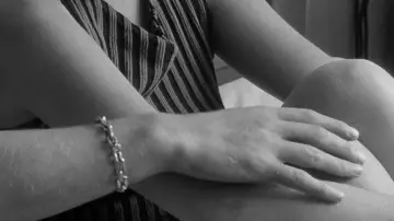 Backdrop to the movie "Breathless" #534464