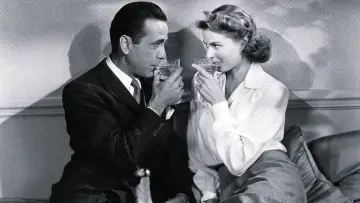 Backdrop to the movie "Casablanca" #176596