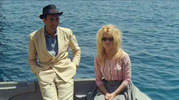 Backdrop to the movie "Contempt" #1176778