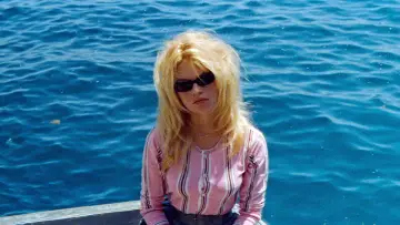 Backdrop to the movie "Contempt" #945782